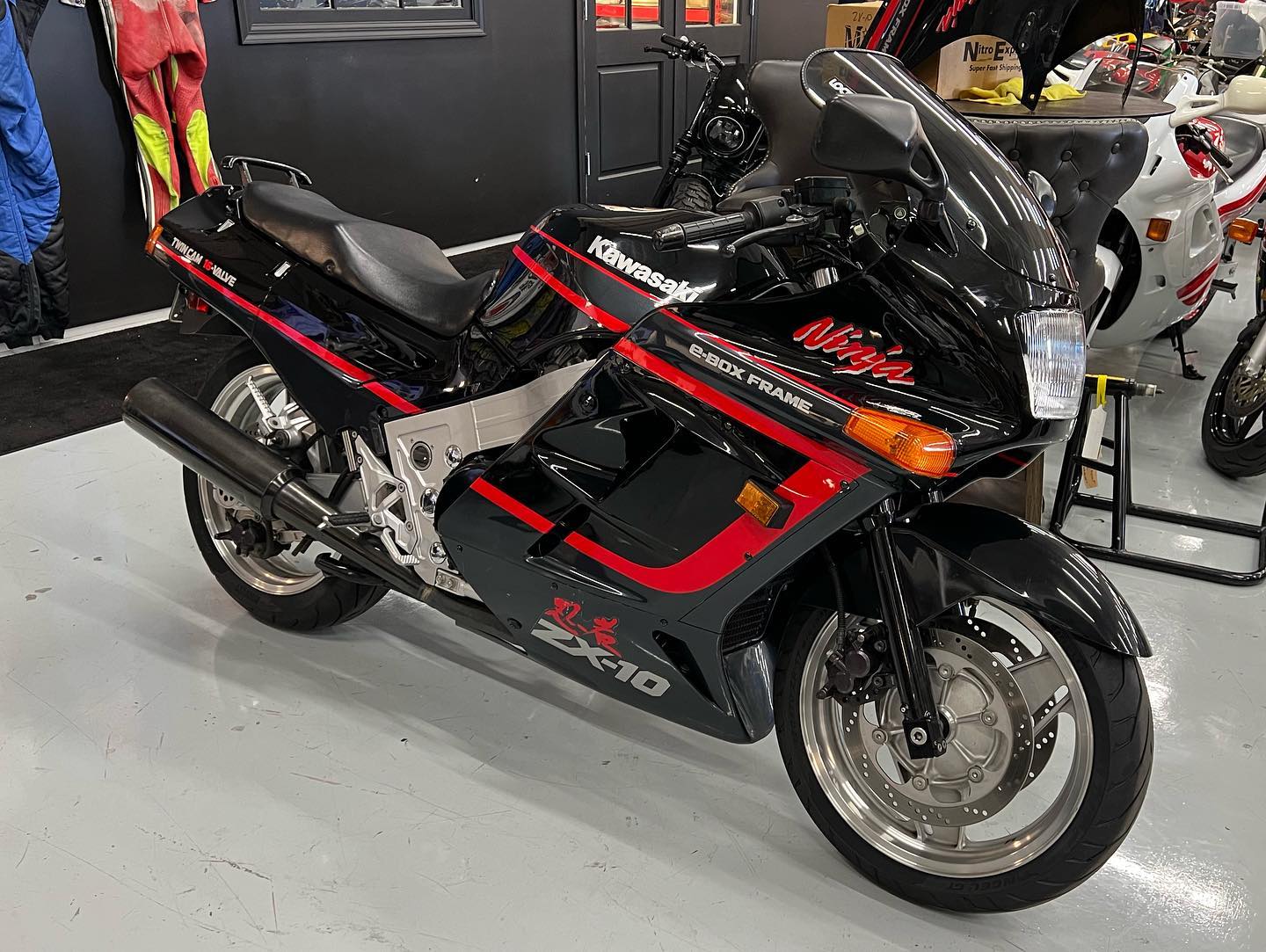Me on my brand new ZX-10 in 1988. I was 20 at the time.