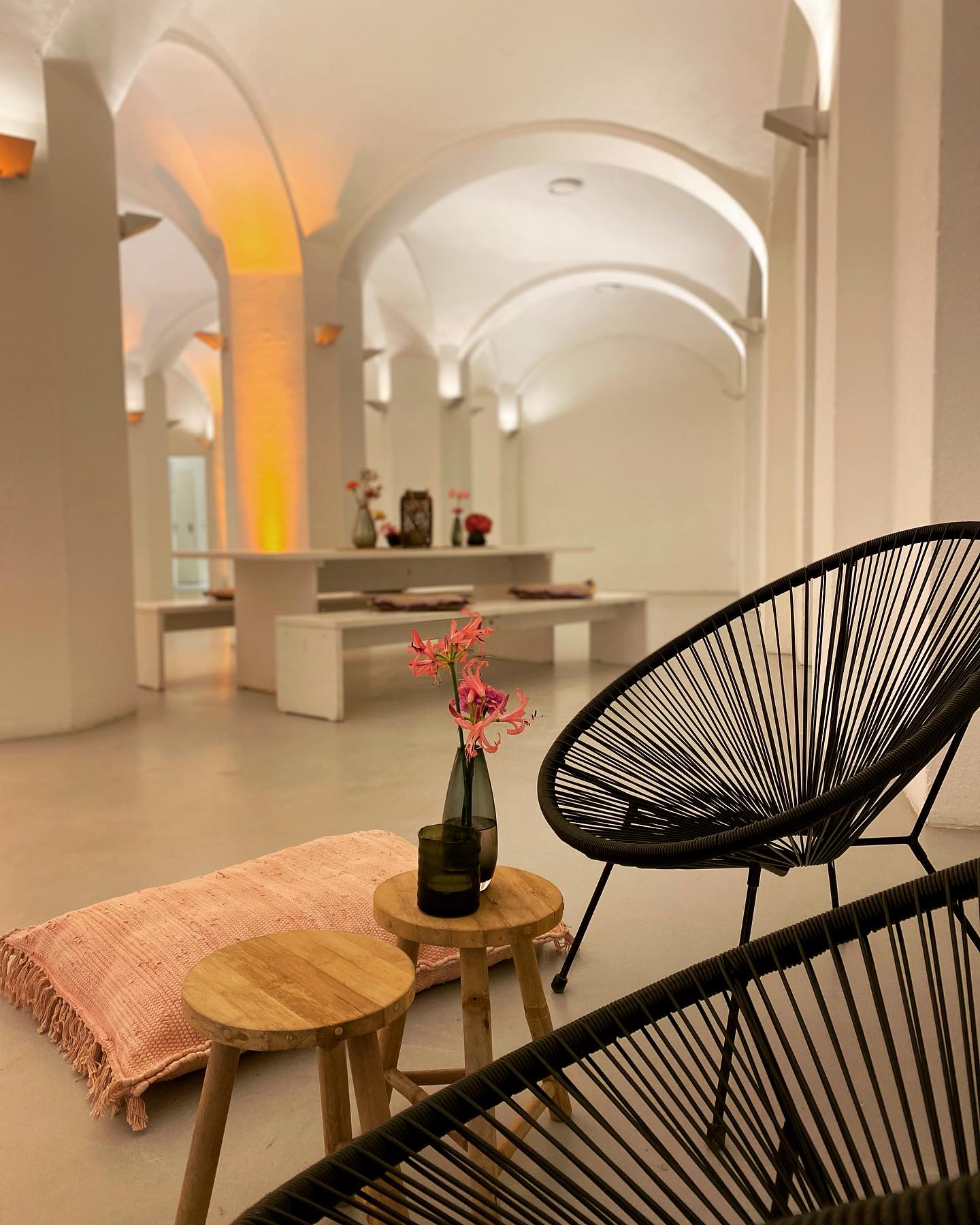 Coole Deko, stylisches Interieur in einer super Location gefällig? Du hast unsere Nummer. 😎🤙🏽 —————————- #eventplanner #eventdesign #eventorganisation #eventagentur #eventagenturmünchen #eventideen #kreativagentur #marketingagentur #veranstaltungstipps