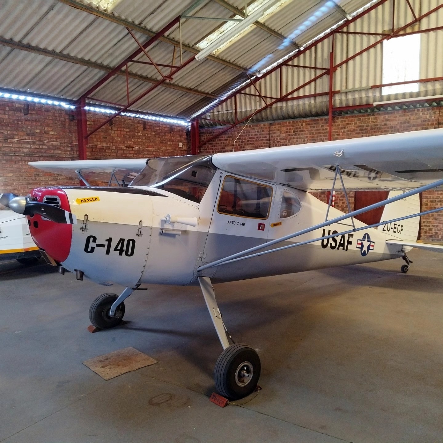 Some more pics of our new hangar... - Progress Flight Academy | Facebook