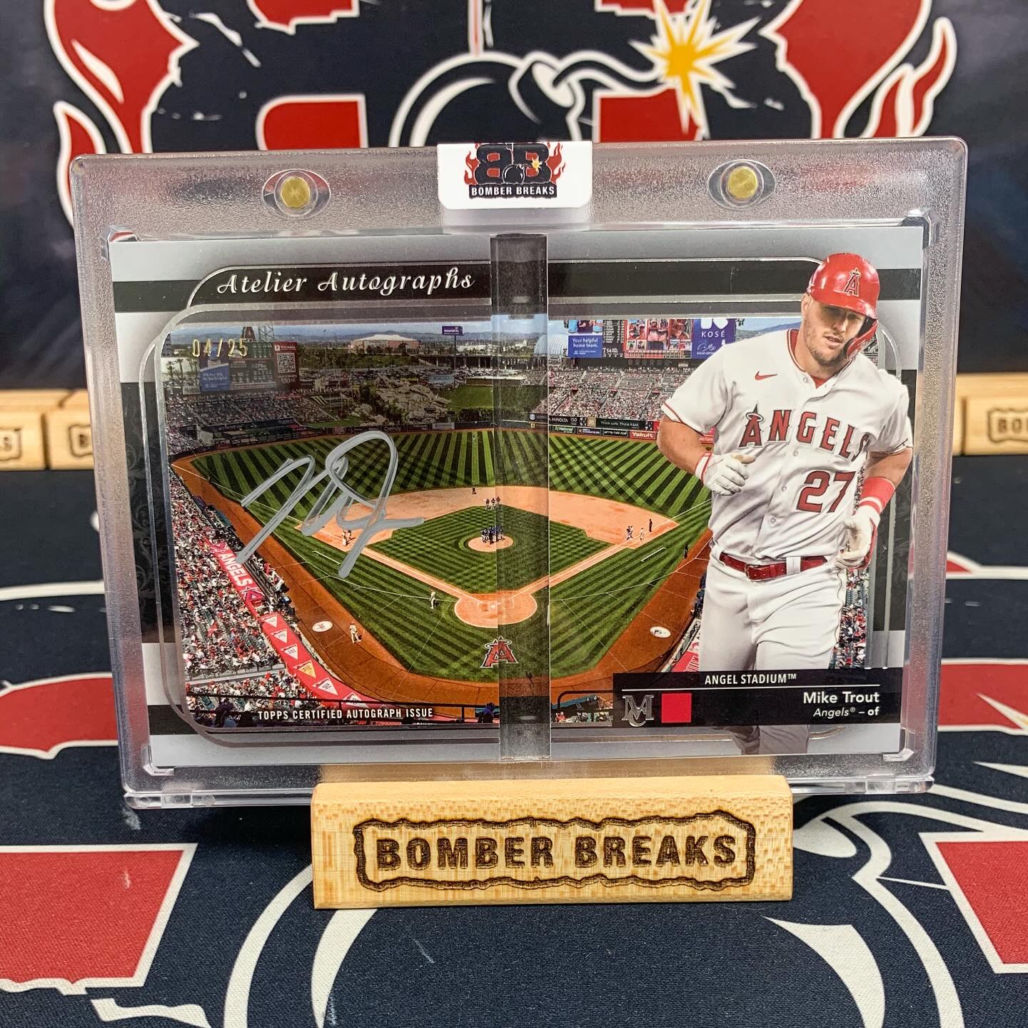 Trout, Griffey and Hank Aaron triple patch auto ??‍?