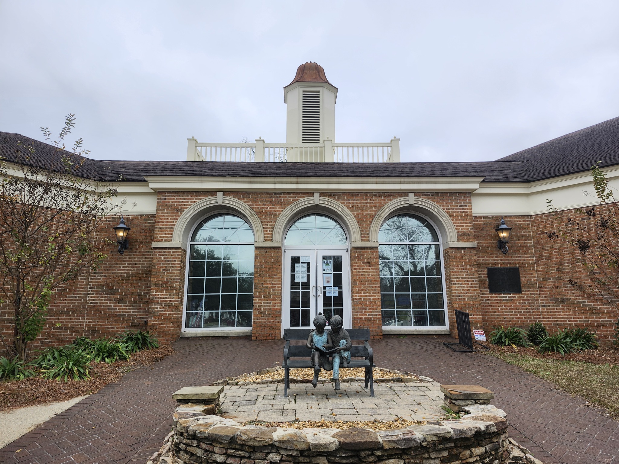 M E Roden Memorial Library | Hawkinsville GA