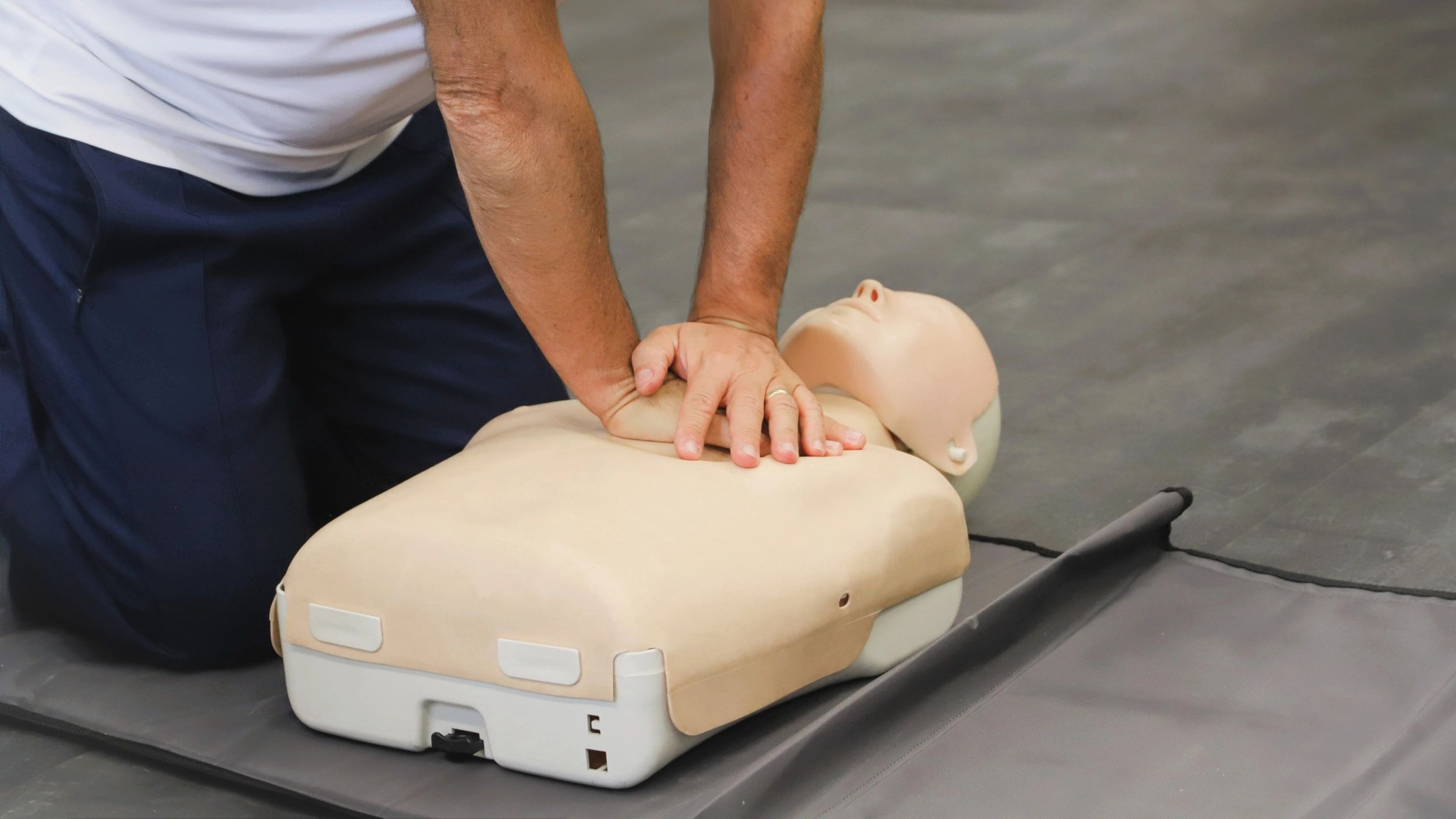 Dynamic First Aid & CPR | Winnipeg MB