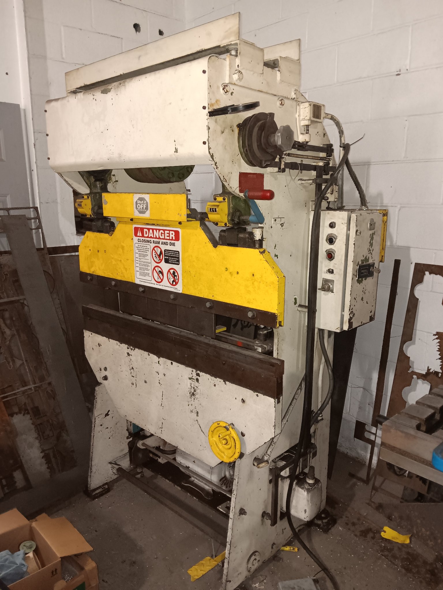 Press Brake - Lathes - Oshkosh, Wisconsin | Facebook Marketplace | Facebook