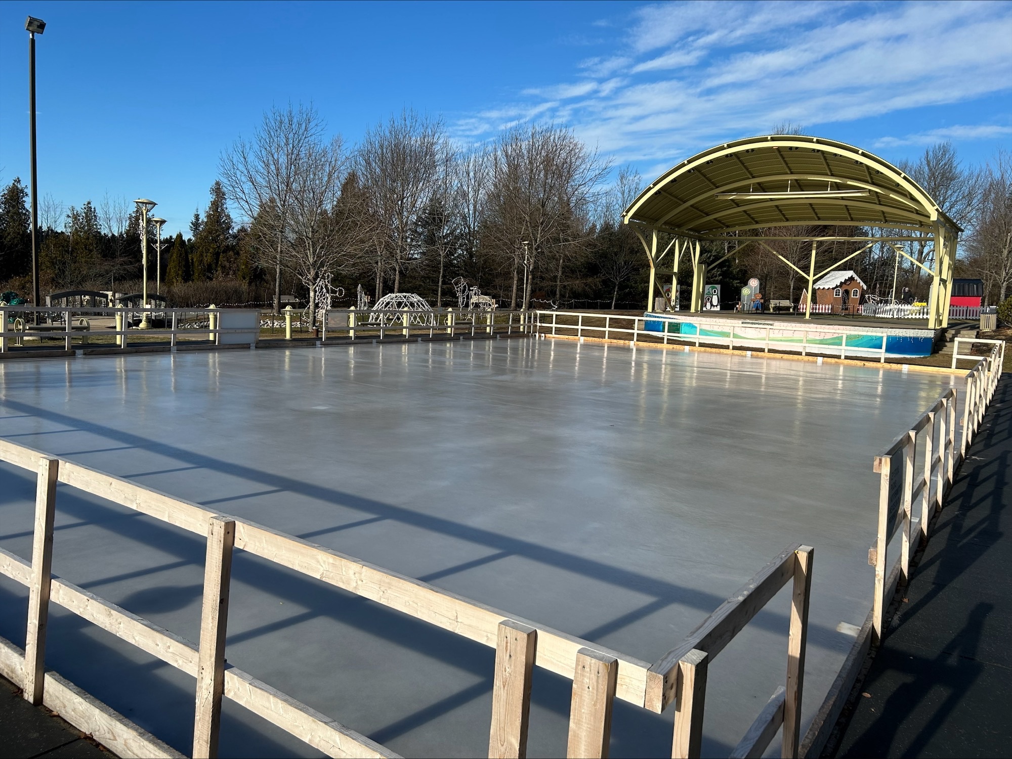 Town - ⛸️ The outdoor skating rink at the Arts and Culture Park has ...