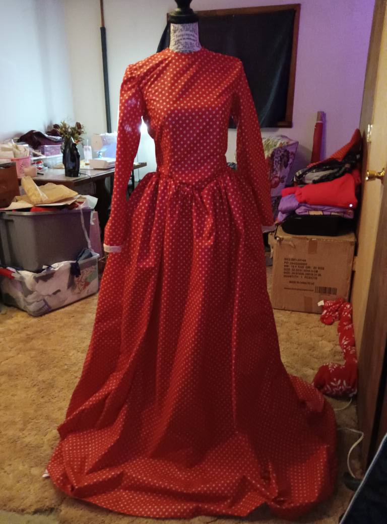 Wow, the dedication it took to sew a Brown Poplin…worth a watch!