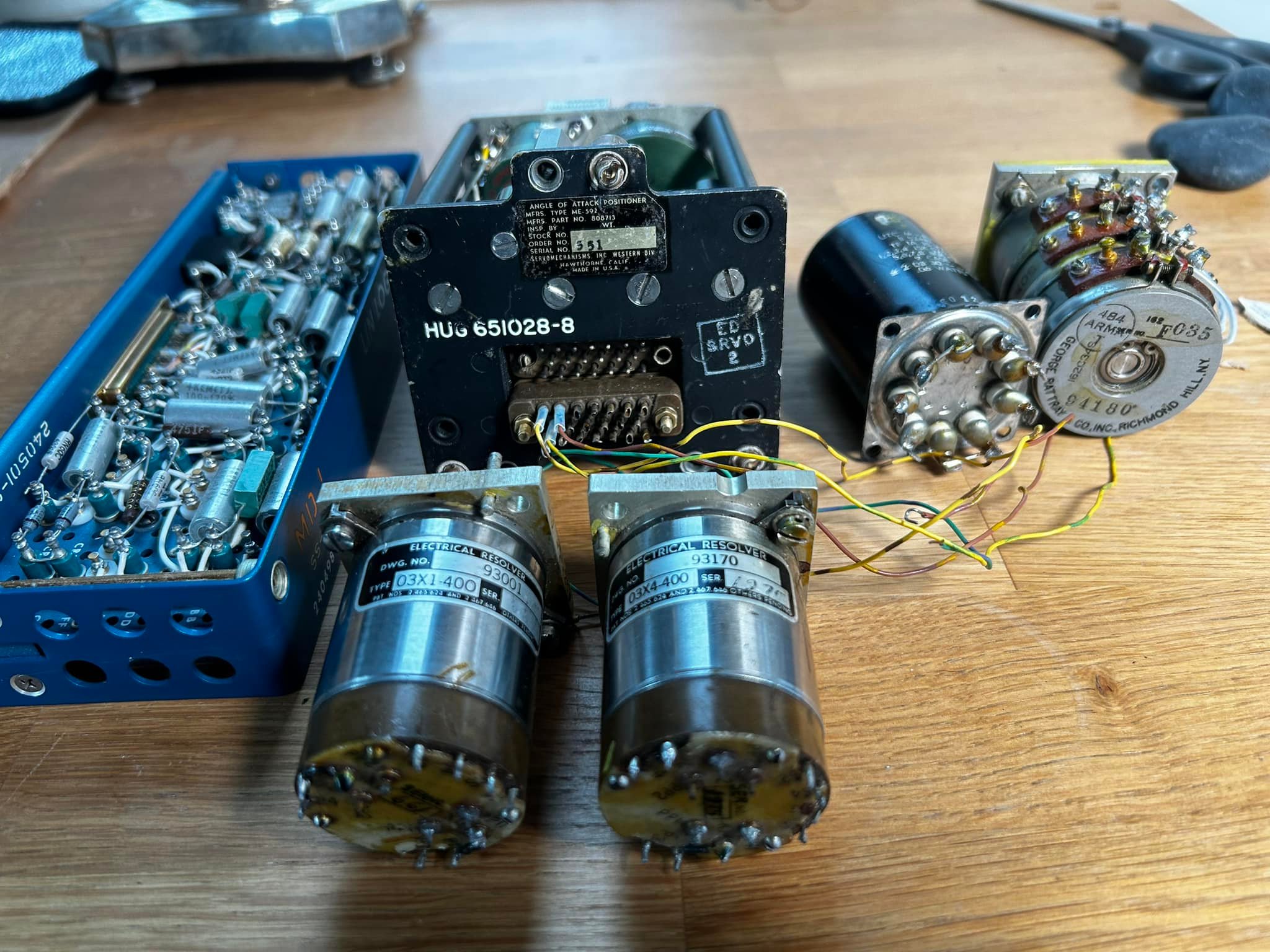 What are these plastic servo parts?