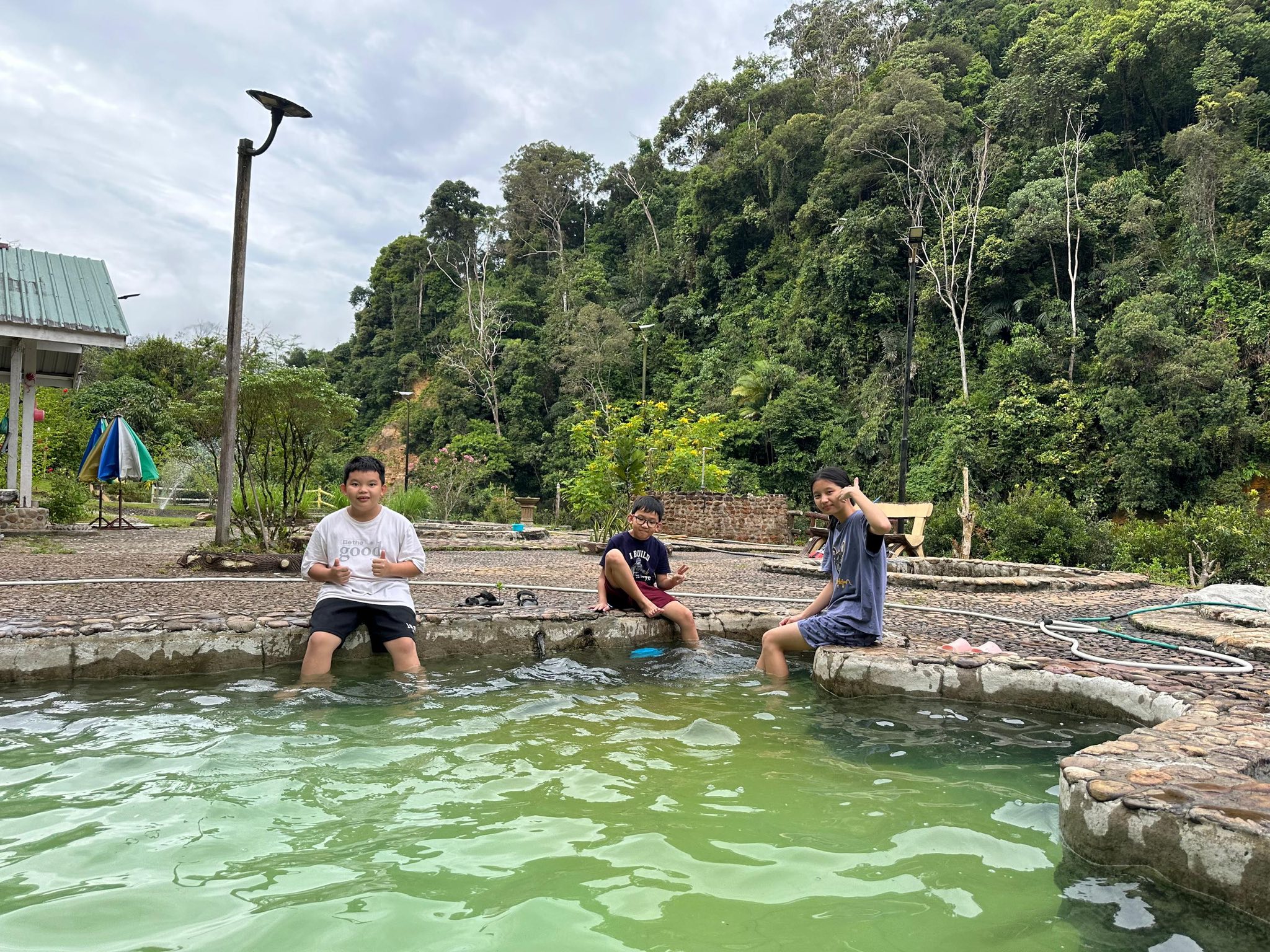 Merarap Hotspring Lodge | Lawas