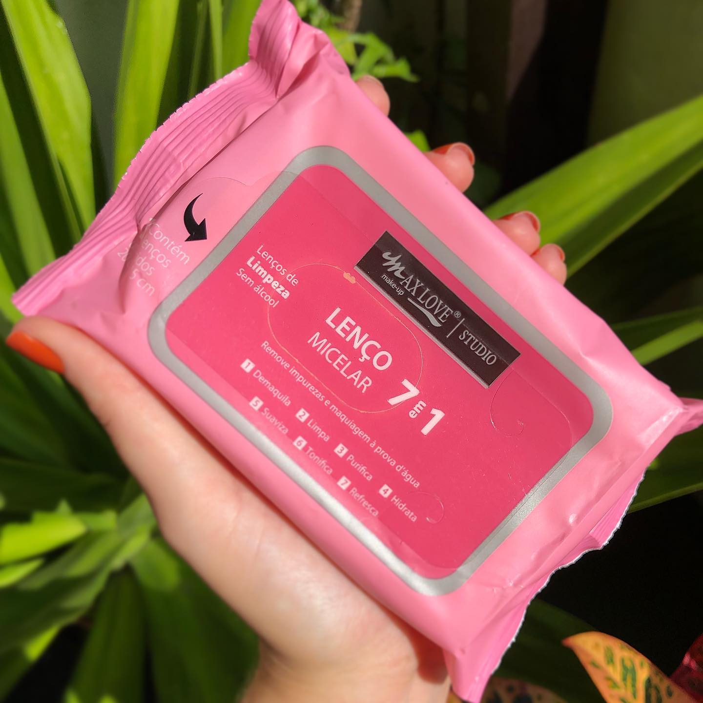 Damma - Lenço umedecido de limpeza facial com água micelar 🧖🏻‍♀️ . Pra ...