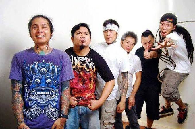OPM Live - When the moon shines, from the heavens above,... | Facebook