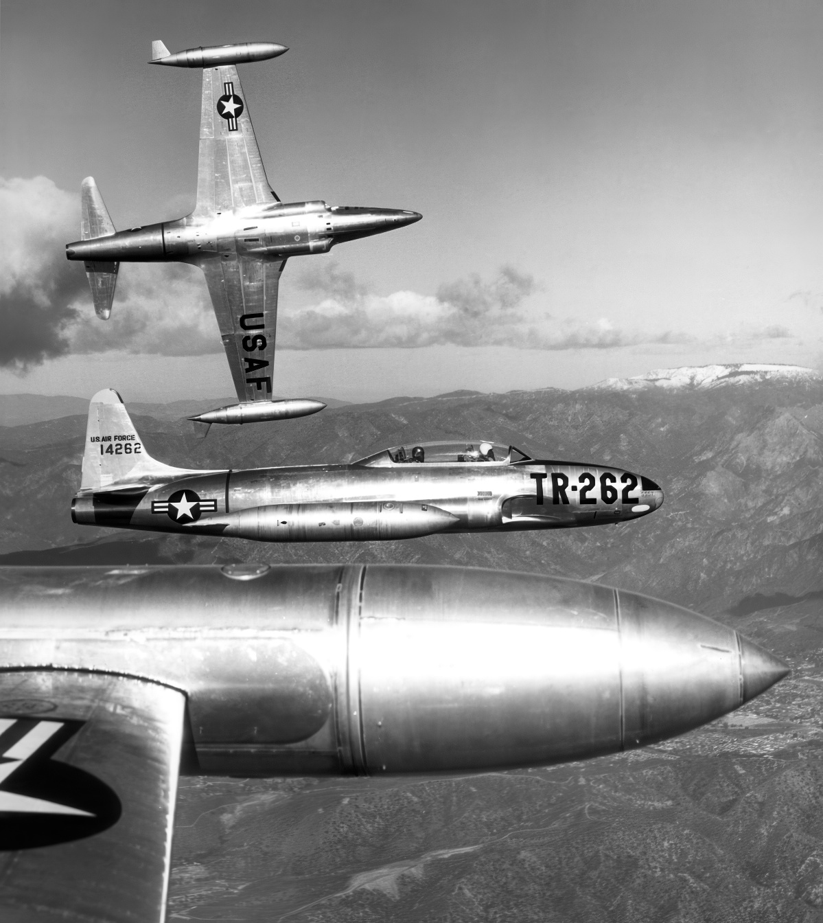 Jets - The Lockheed T-33 Shooting Star was a two-seat jet trainer ...