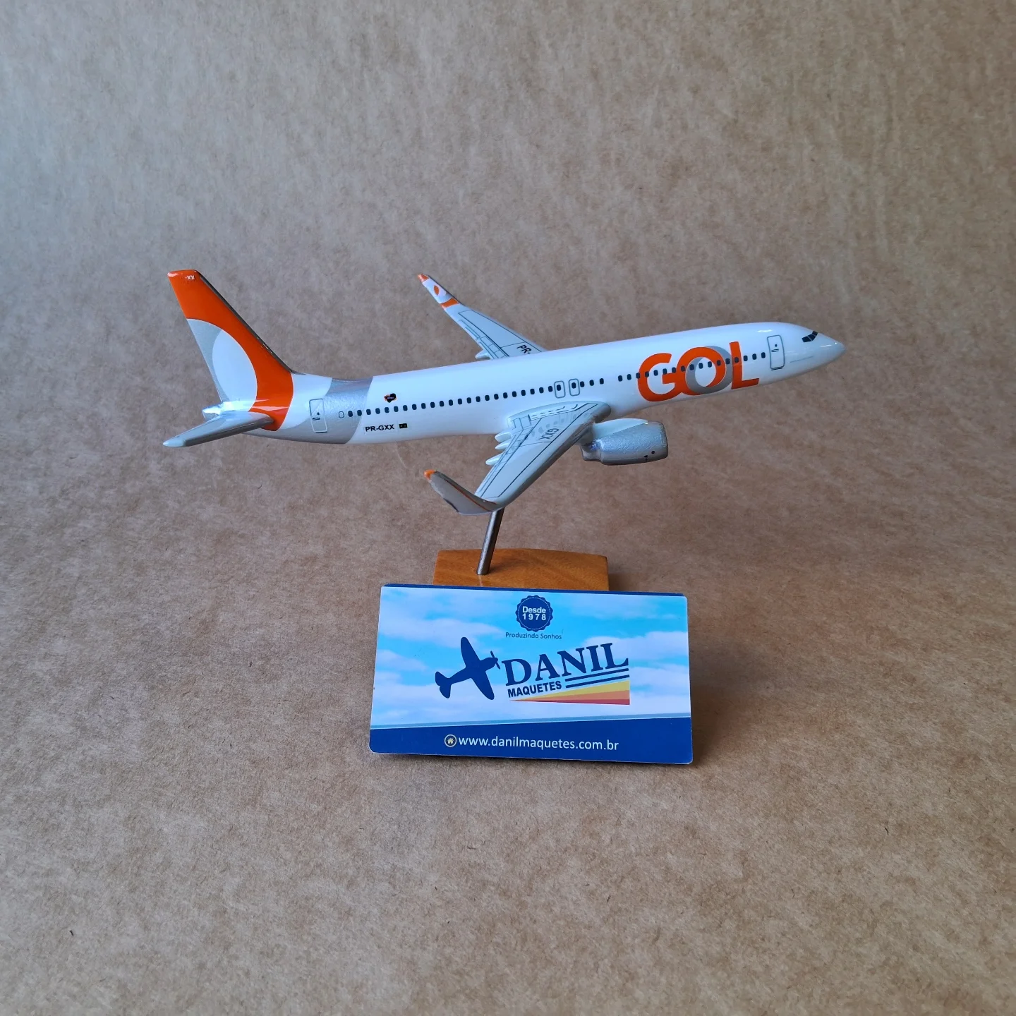 Boeing 737-800 com 20cm de comprimento! GOL PR-GXX