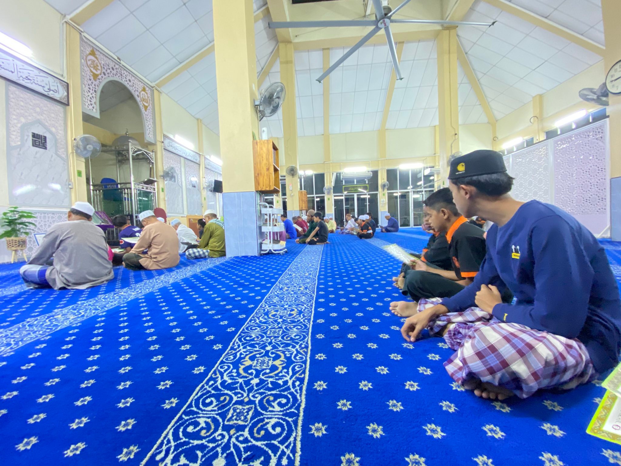 ADMAA - Bacaan Surah Al Khafi dan Surah Al Mulk. | Facebook