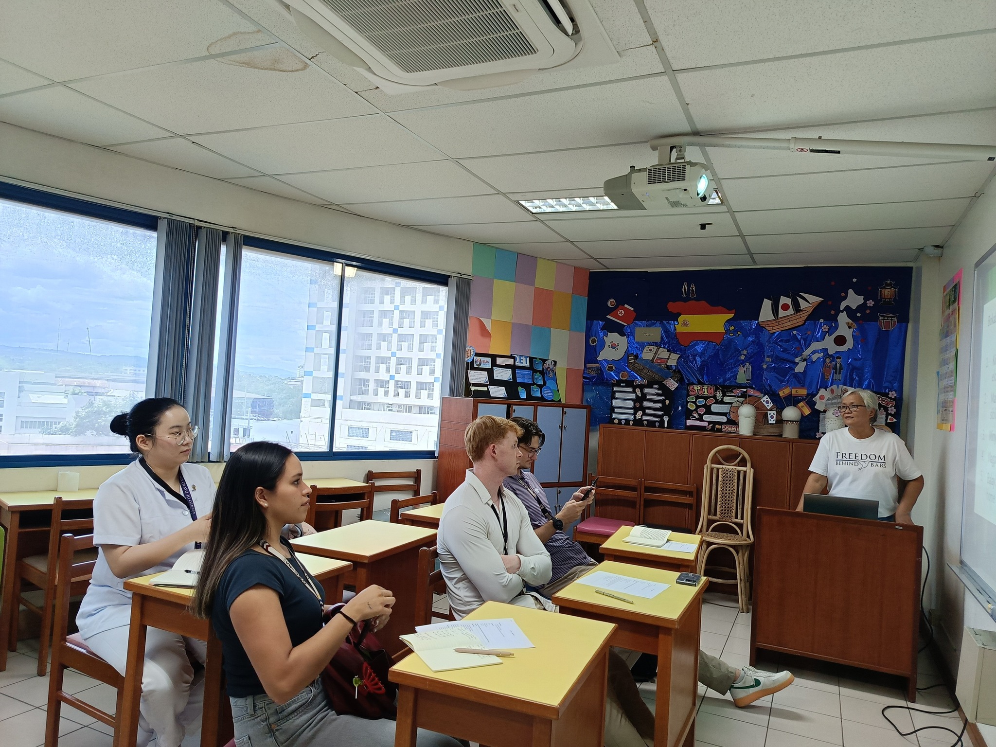 Ateneo de Davao Language Center | Central