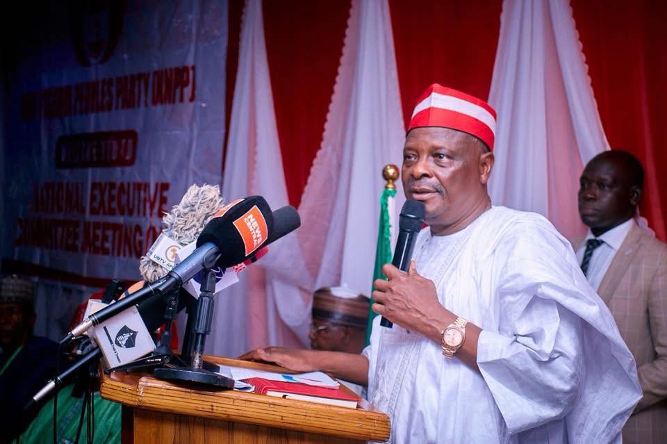 DCL - Kwankwaso ya bayyana masu digirin digirgir “Phd” 300 da ...