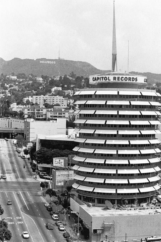 Capitol Records building in Los Angeles in 1990