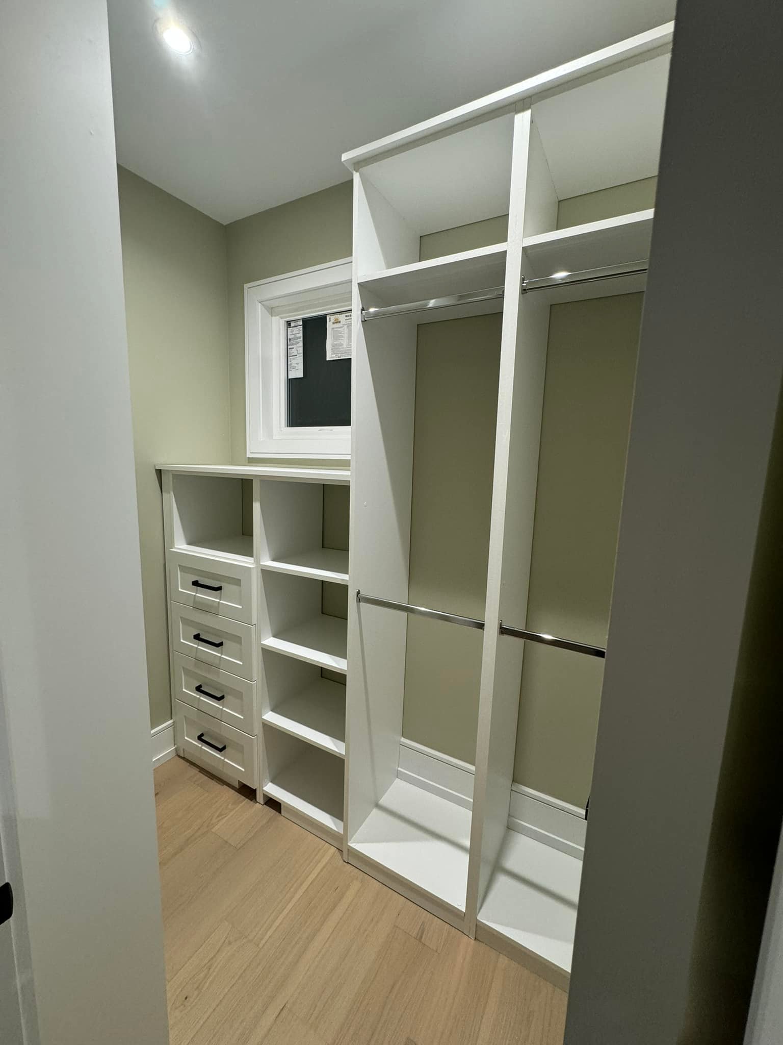 Barrie Custom Closets | Barrie ON