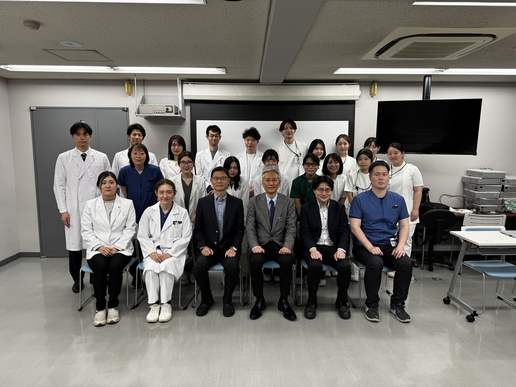 昭和大学歯学部 歯科保存学講座 歯周病学部門 (@Showaperio) • Facebook