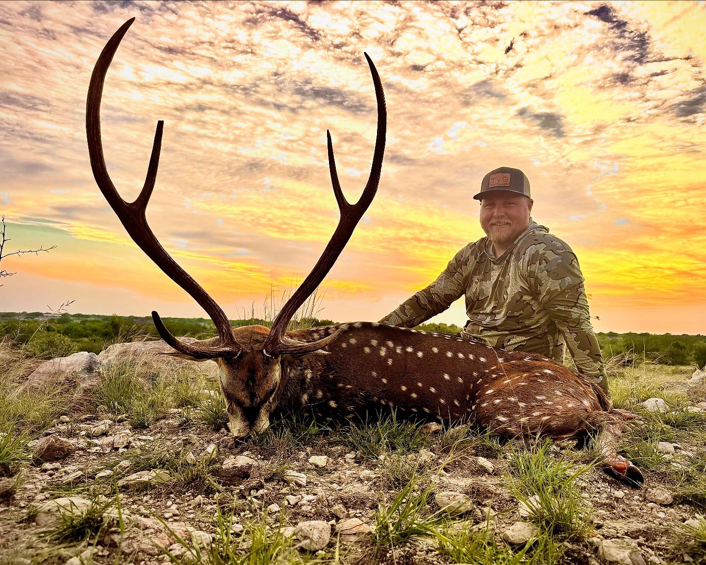 T O - God painted a pretty one for this big axis! @tooutfitters 🔥🔥 ...