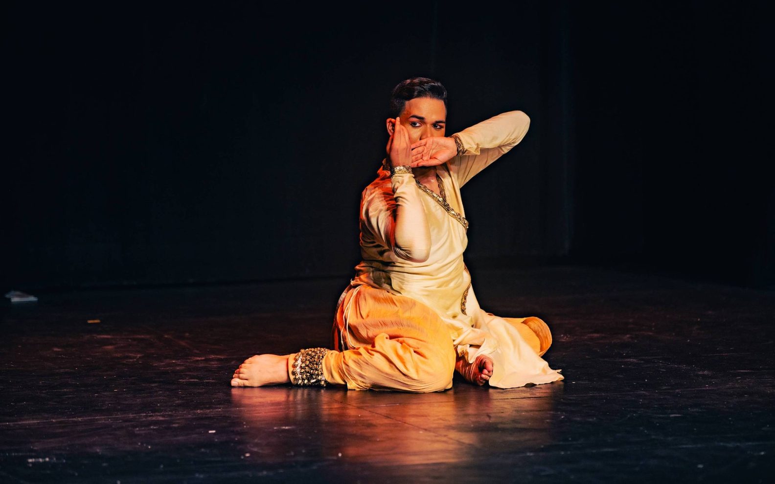 Aga - In Naksha, a two-part performance, choreographer Tanveer Alam ...