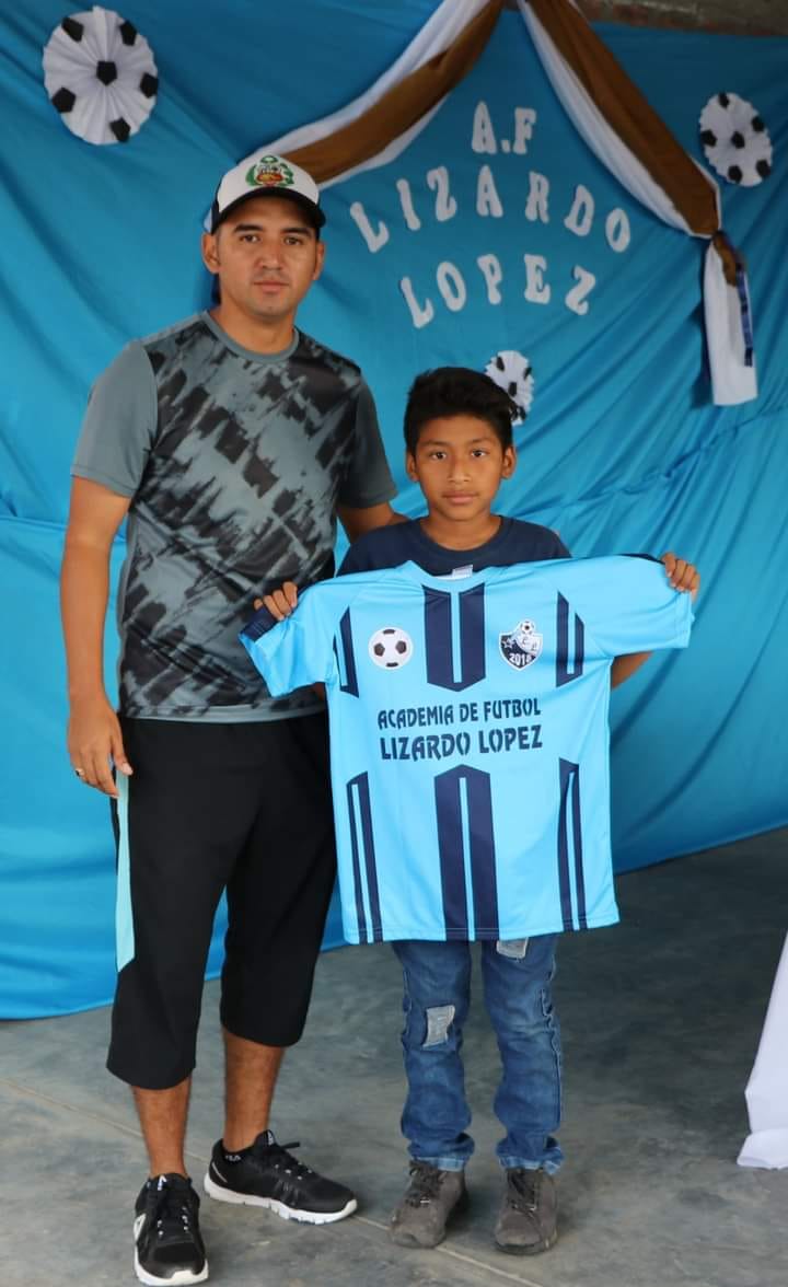 Academia De Futbol Lizardo Lopez | Ica