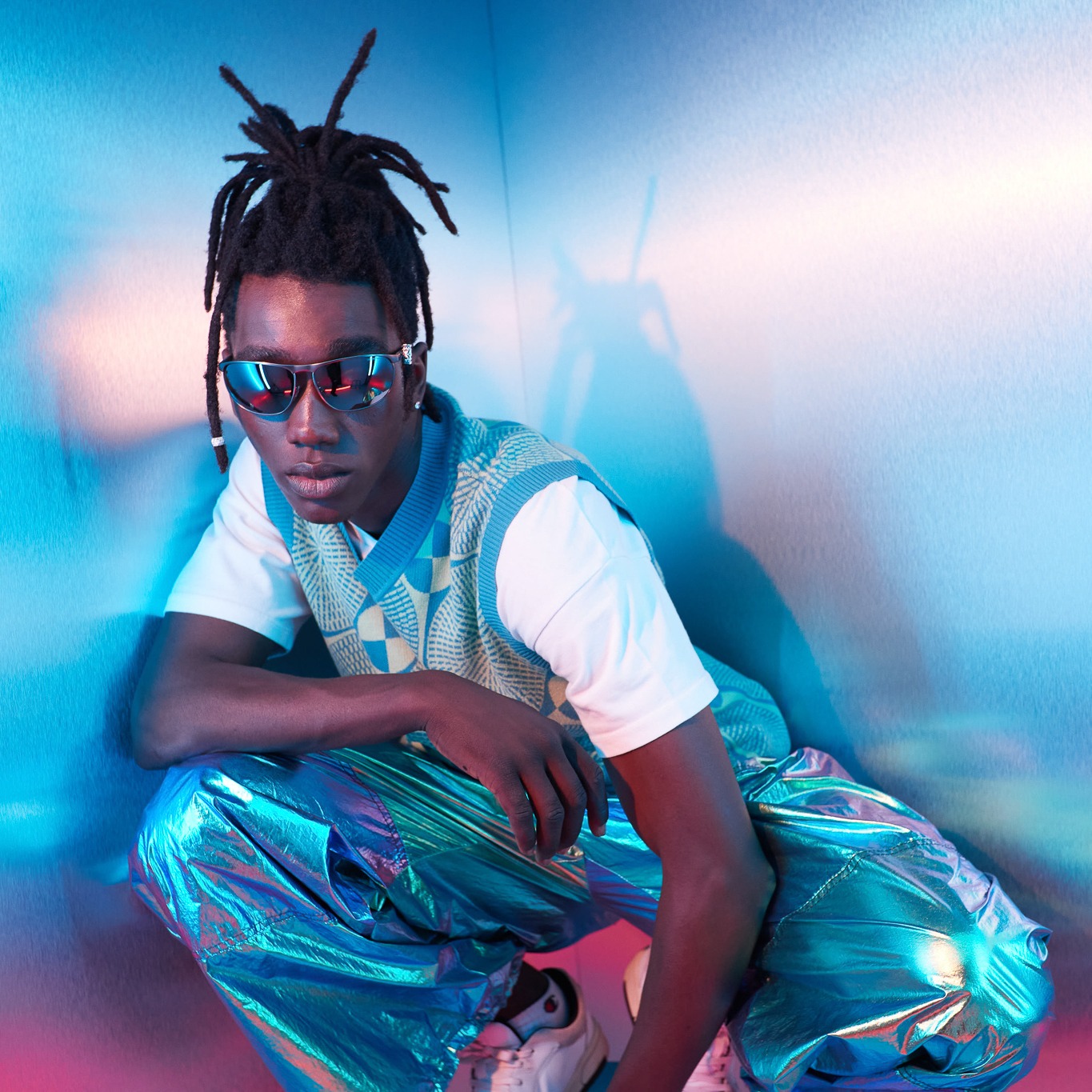 Y2K fashion is back. Holbrook Ti recreates the iconic Holbrook 