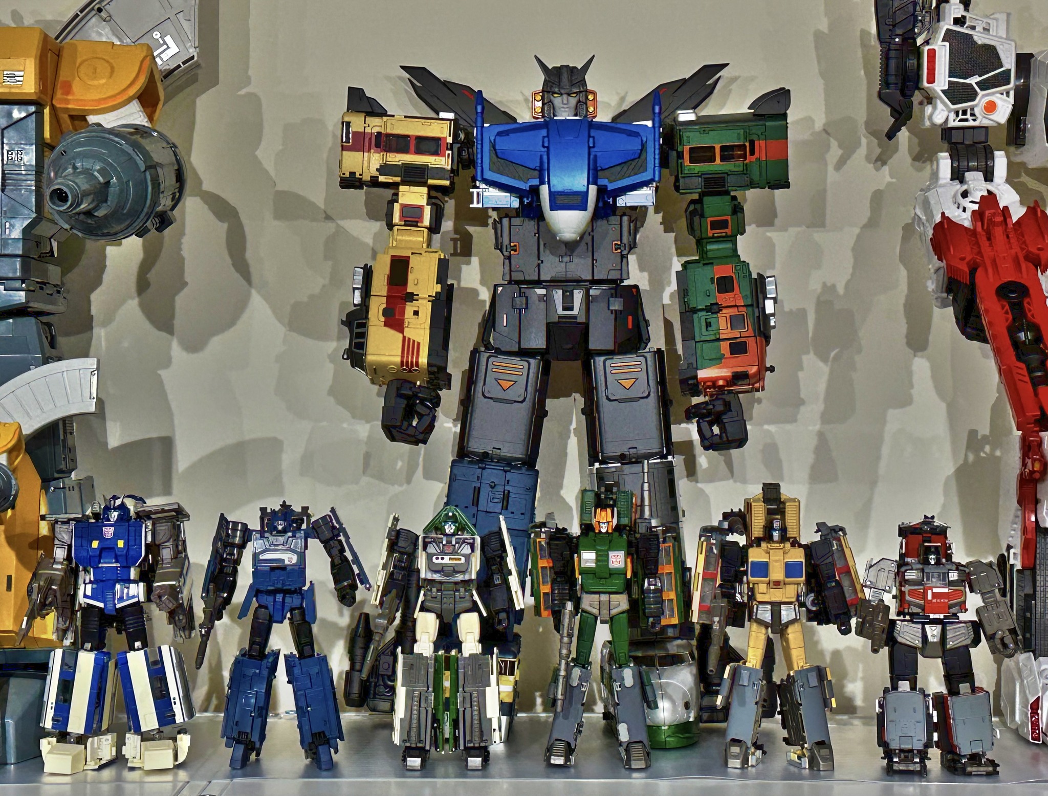 Moon Studios Raiden + LIKE_Toys head with Takara Tomy MPG Railbots 