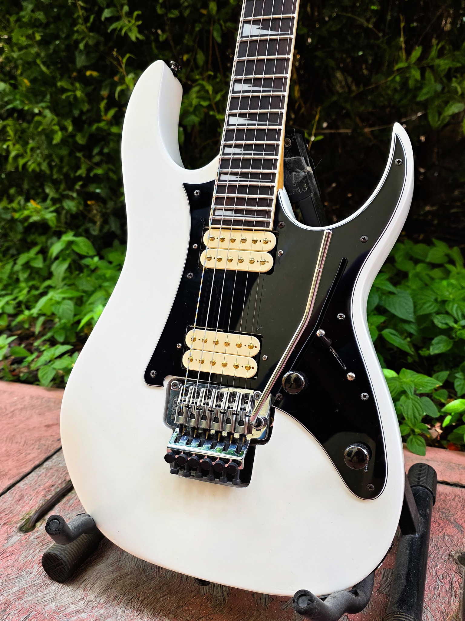 Upgraded 2006 Ibanez RG350DX guitar
