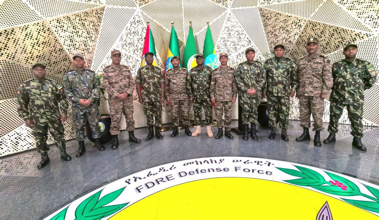 FDRE Defense Force... - FDRE Defense Force - የኢፌዴሪ መከላከያ ሠራዊት