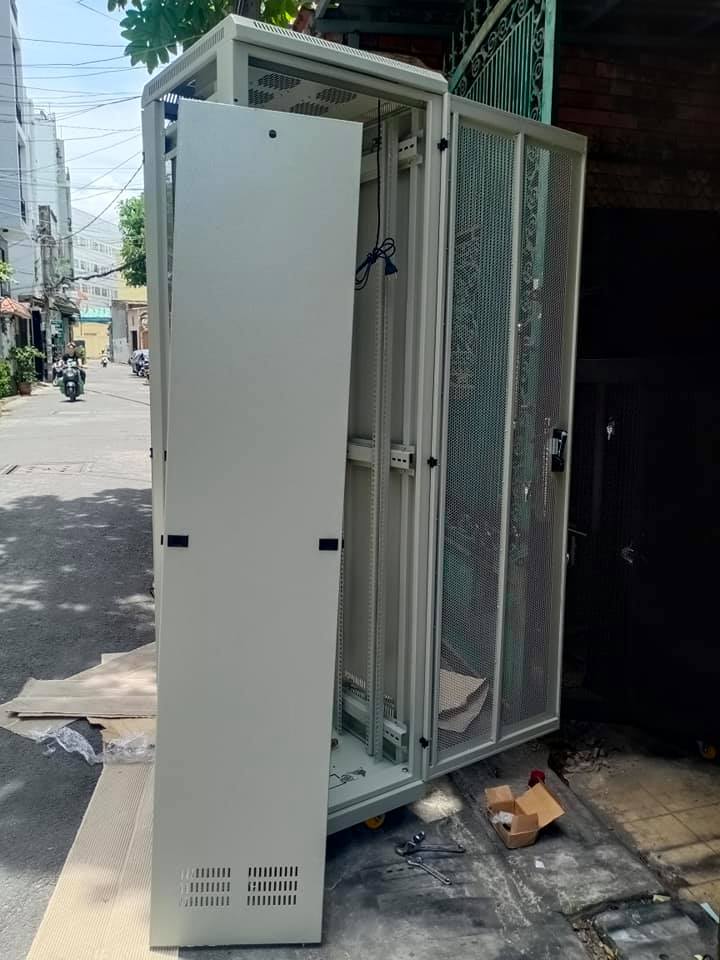 Server HDIT - TỦ RACK SYSTEM CABINET 42U-D600 - Mã sản... | Facebook