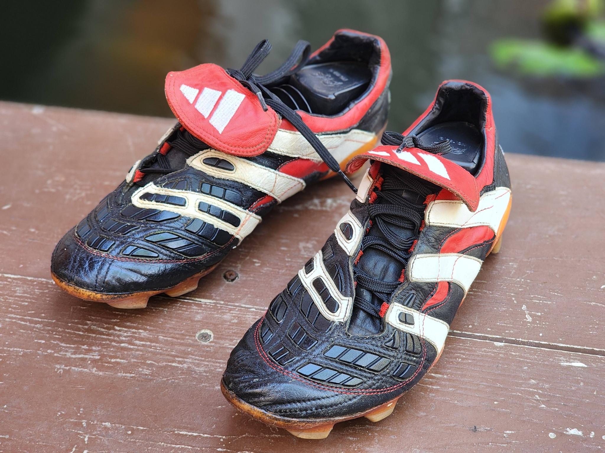 Adidas predator accelerator SG 1999 size 270-275 ราคา 7,500 บาท