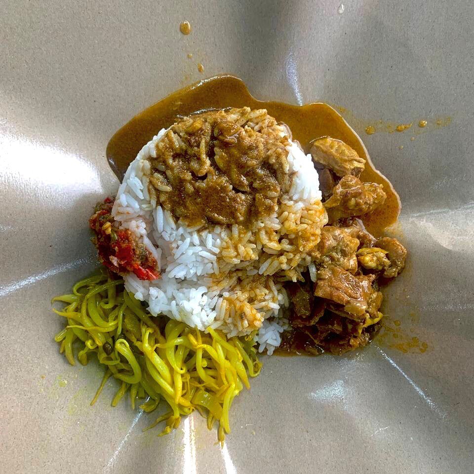 Nasi Paku Warisan Poklee - Nasi Paku Gulai Daging 😋 Nasi Paku Warisan ...