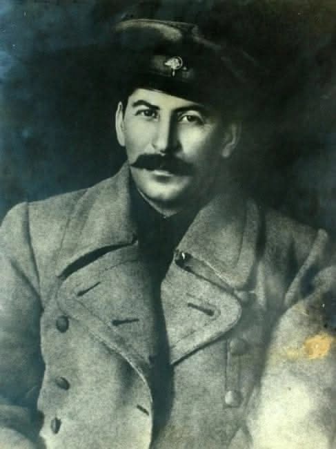 Sovyetler Birliği Tarihi - 140 yıl önce, 9 Temmuz 1882’de Charles Emil ...