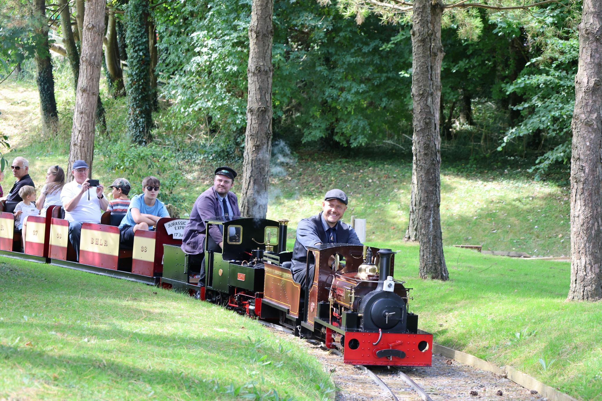 Pecorama - 🎉🚂 Happy National Trivia Day! 🚂🎉 Think you... | Facebook