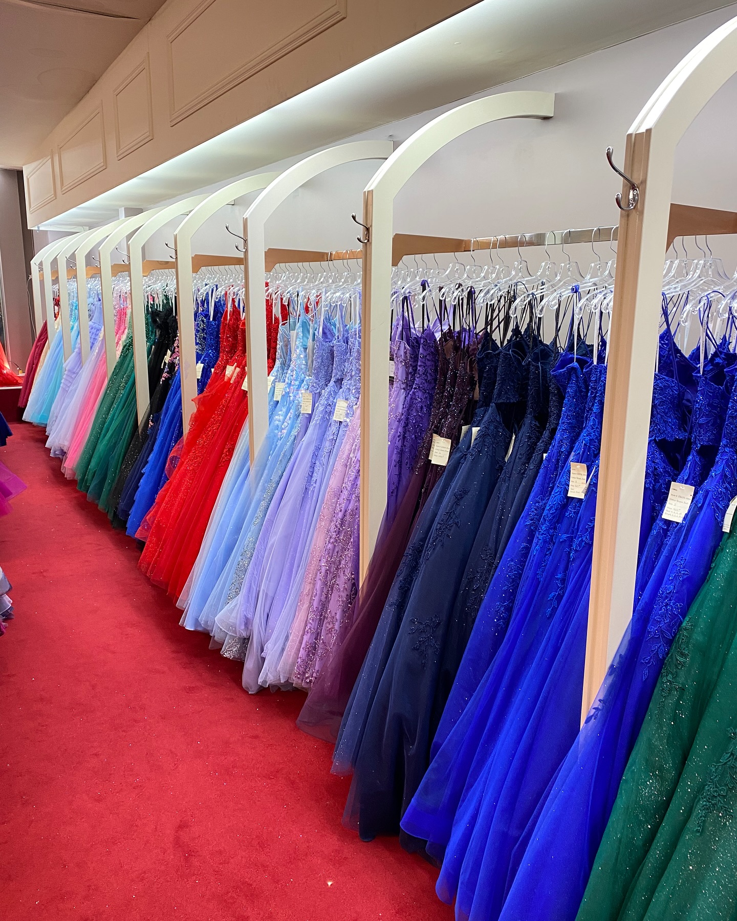 Mina's Bridal & Prom | Edmonton AB