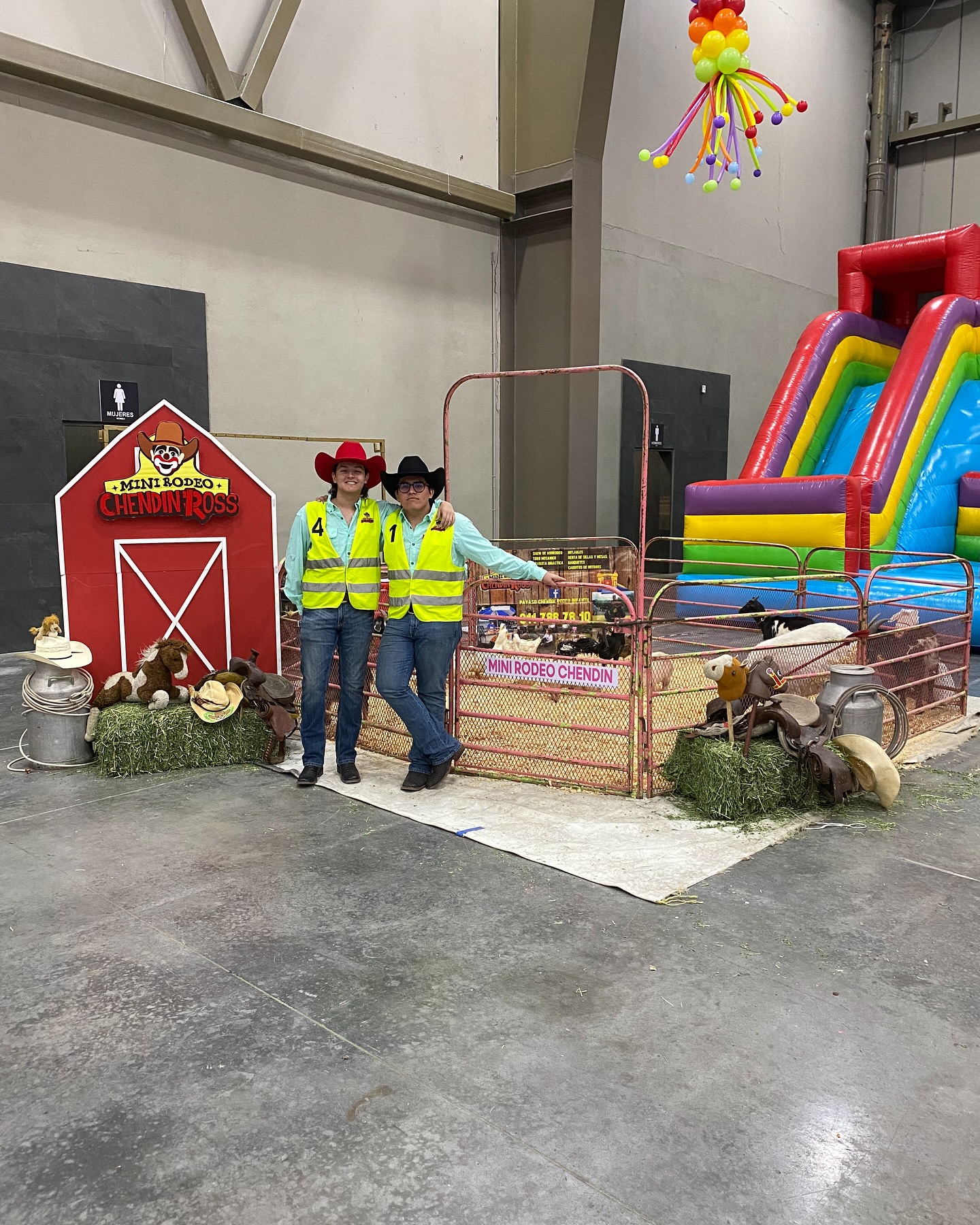Payaso Chendin Rodeo... - Payaso Chendin Rodeo Infantil
