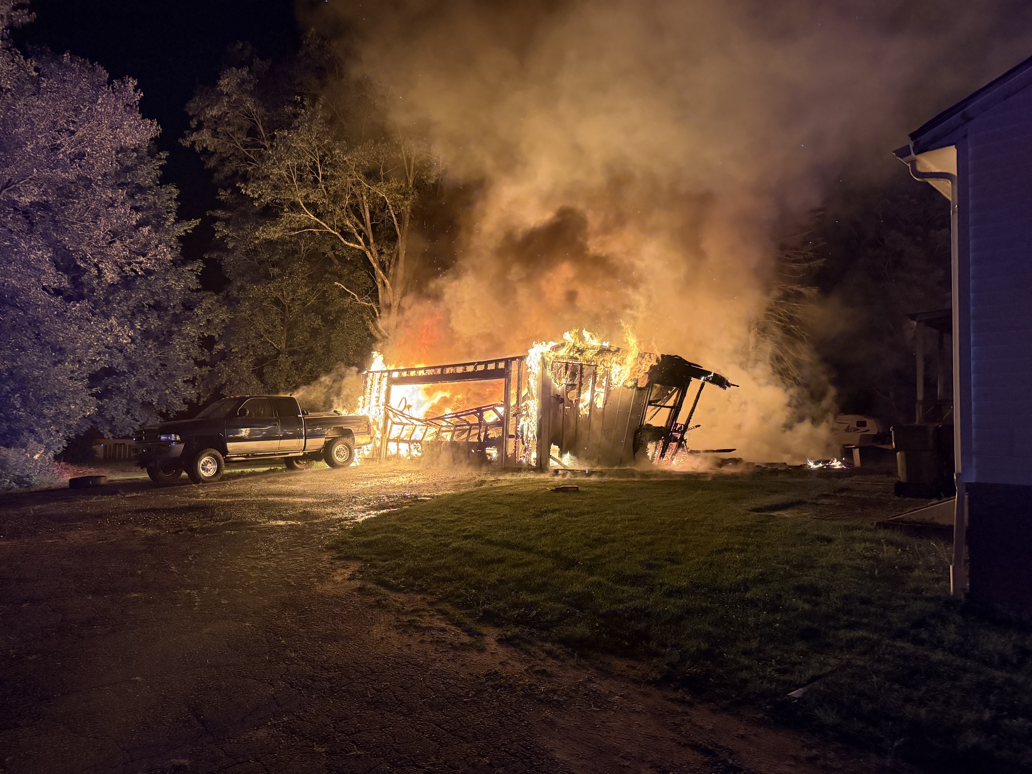 Naugatuck - At 11:39PM Saturday, Naugatuck FD received a call for a ...