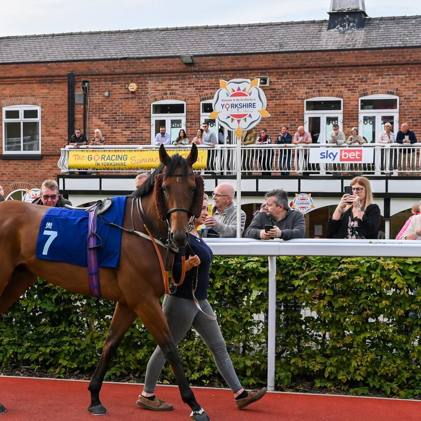Pontefract Racecourse added a new... - Pontefract Racecourse
