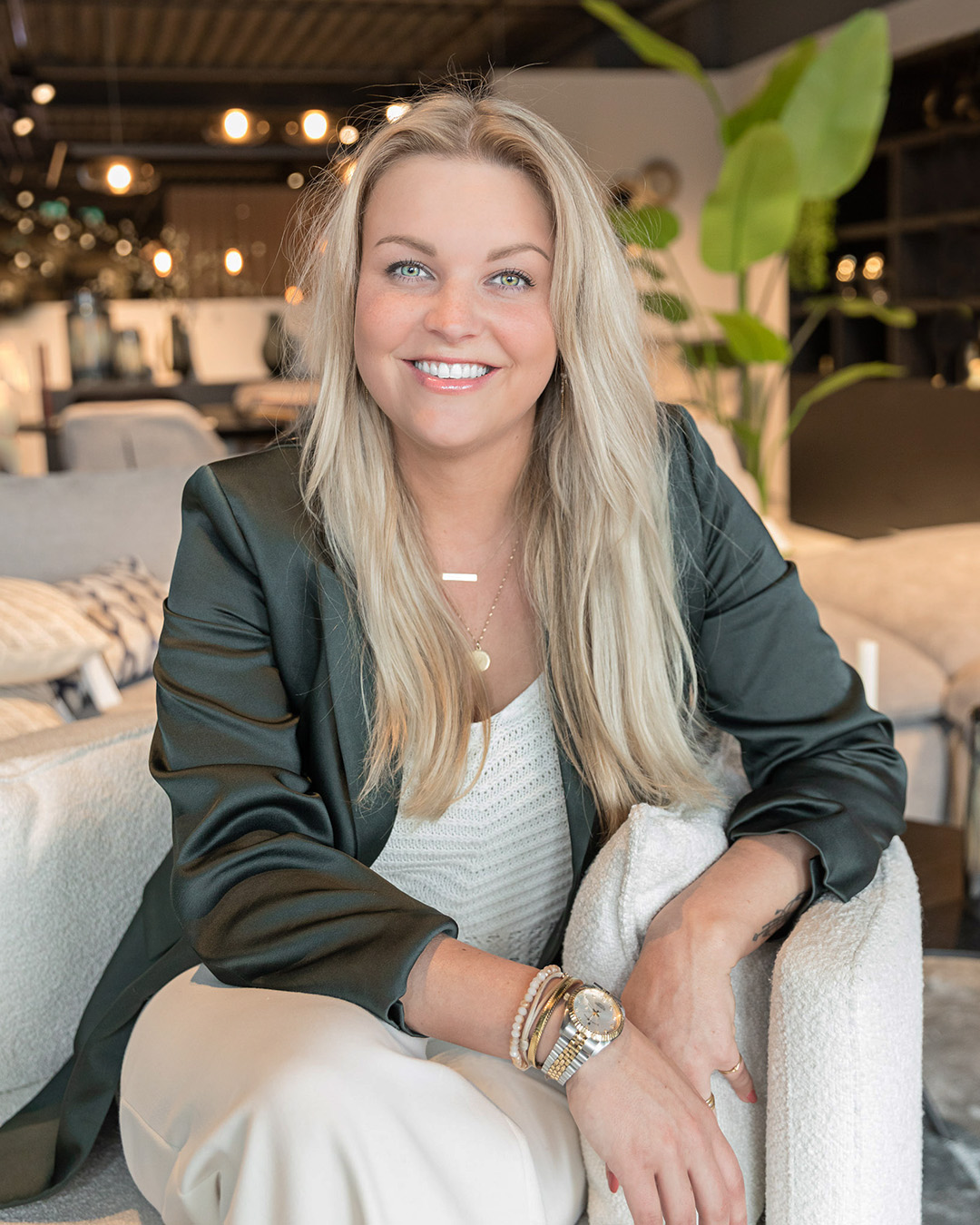Goossens - Color crush: style je woonkamer met zachte, sprankelende ...