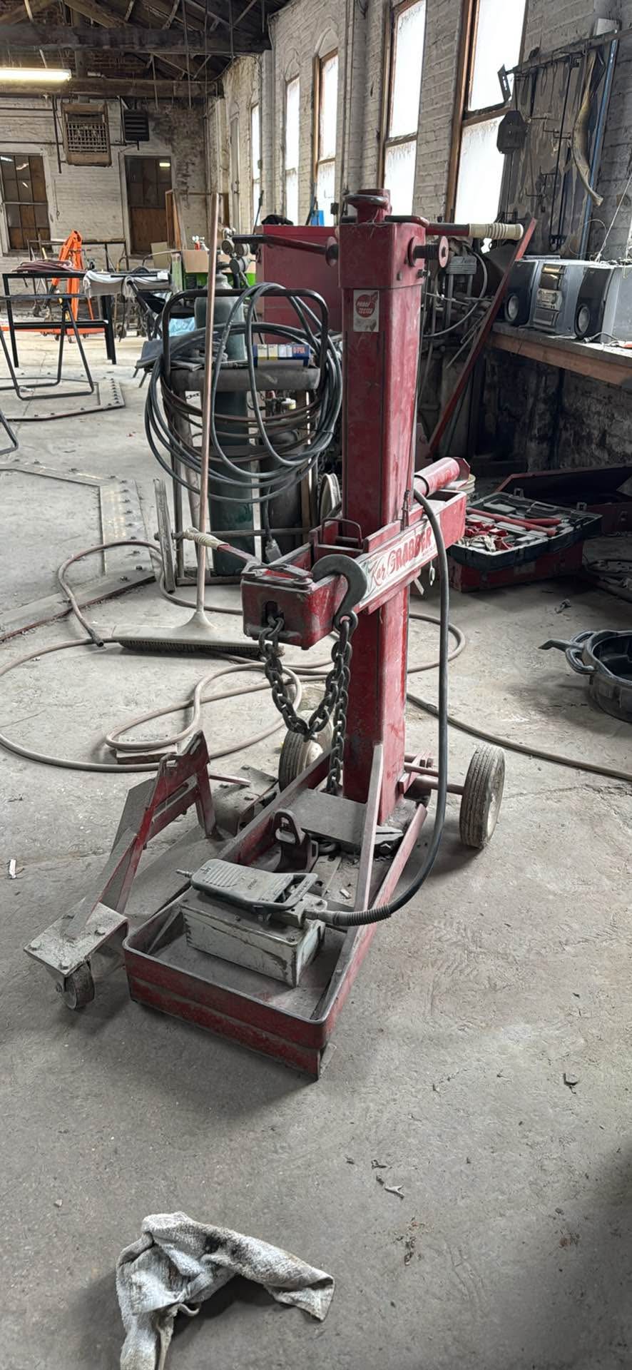 Kar Grabber Frame Machine (3 Available) - Weight Lifting Machines ...