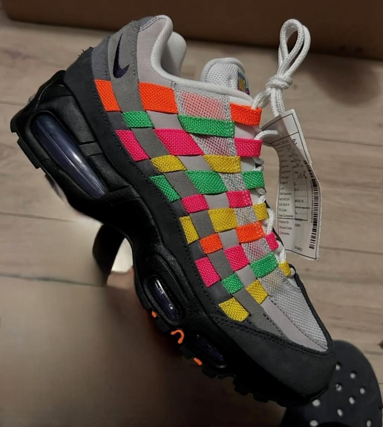 FIRST LOOK: Nike Air Max 95 Woven “Multi-Color” (2026) 👀🍭