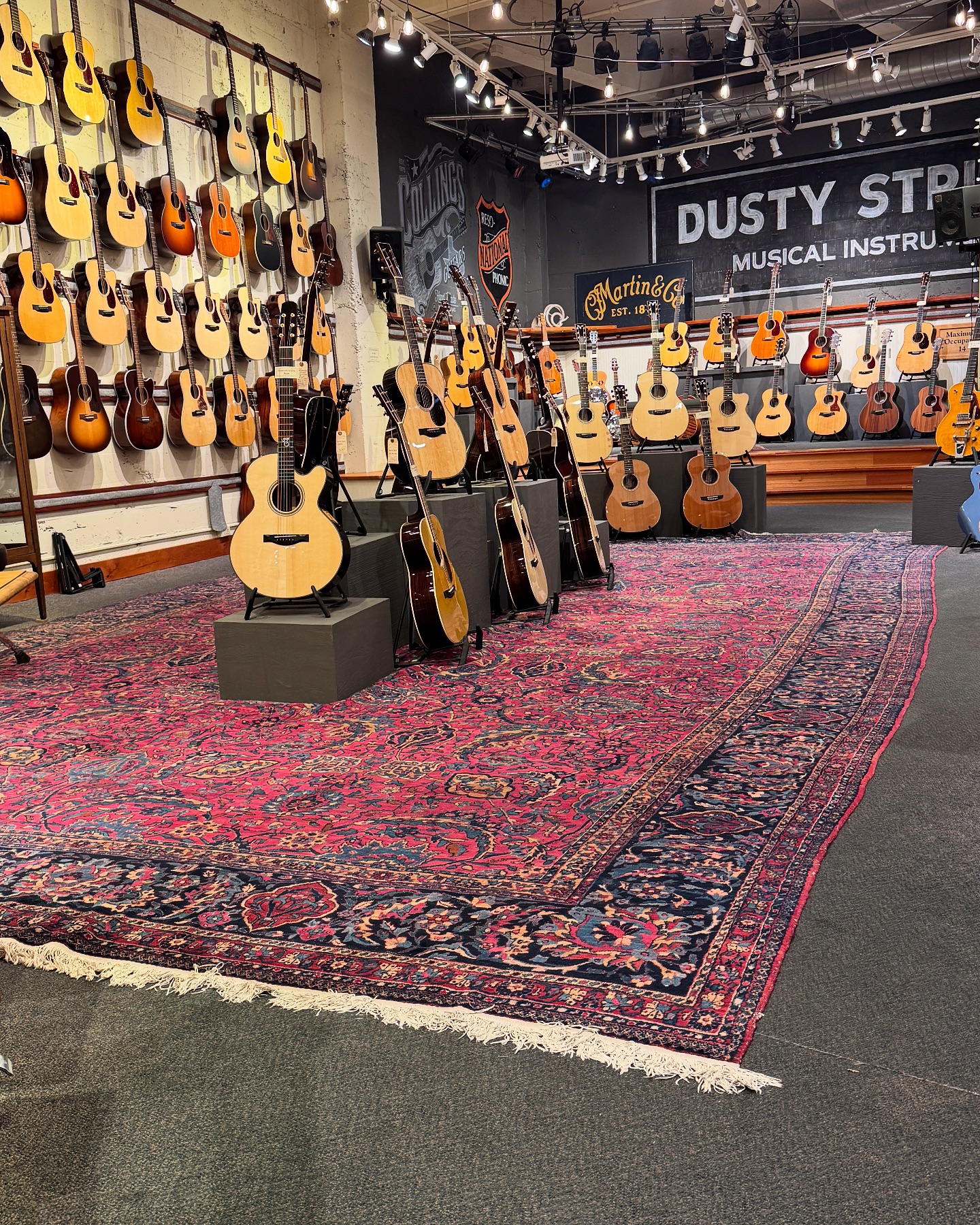 Dusty Strings Music | Seattle WA