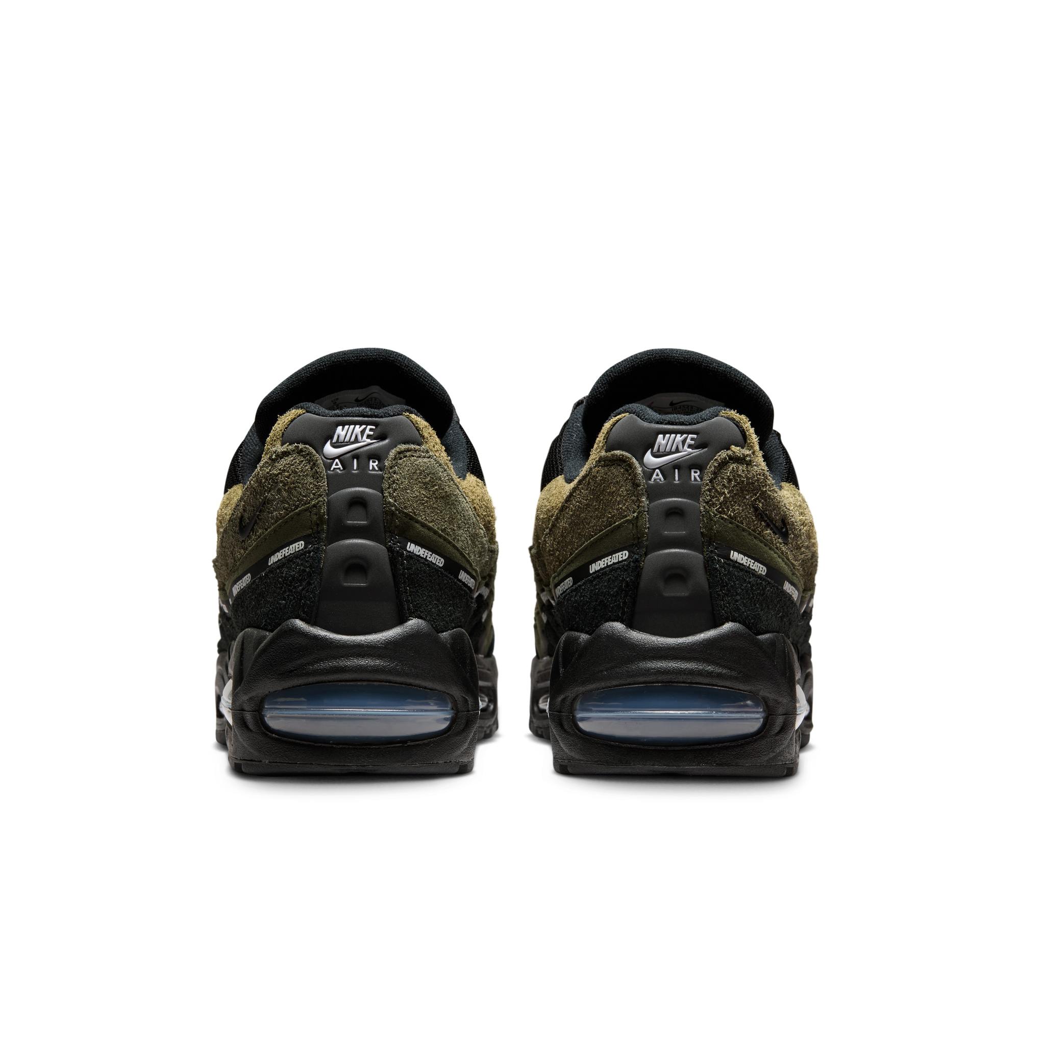 Official Images: UNDEFEATED x Nike Air Max 95 