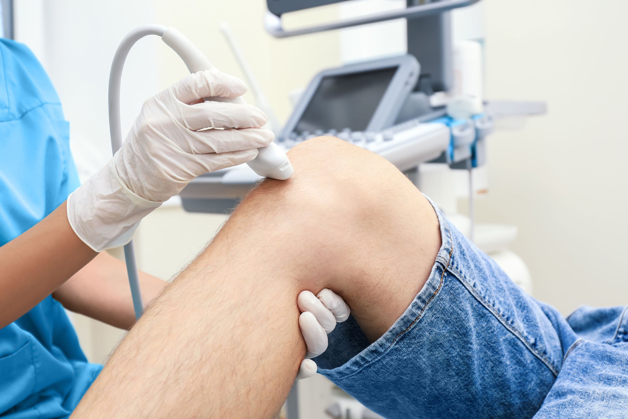 Hudson - Ultrasound of the knee allows high-resolution imaging of ...