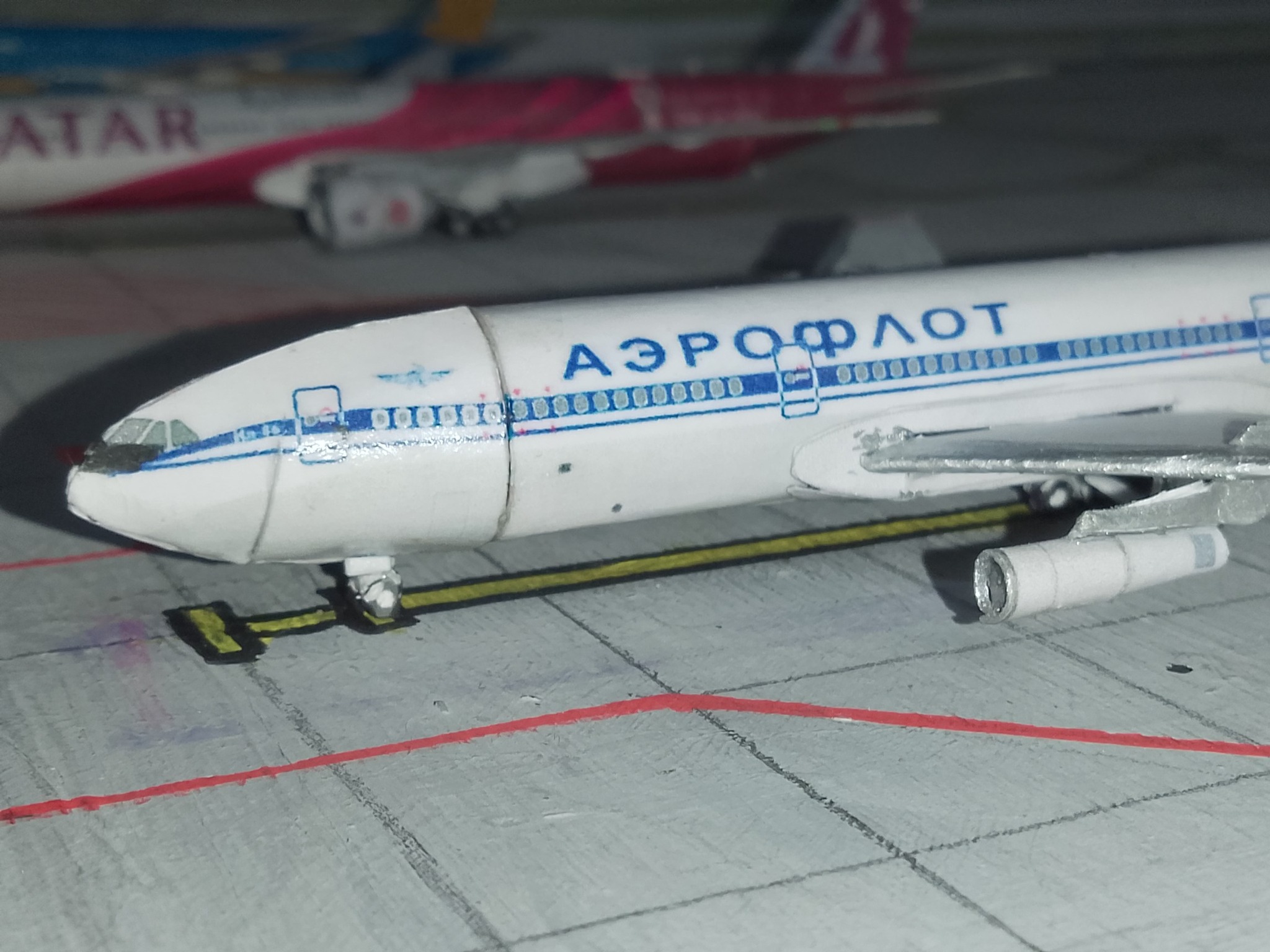 Aeroflot IL-86 1:400 scale model