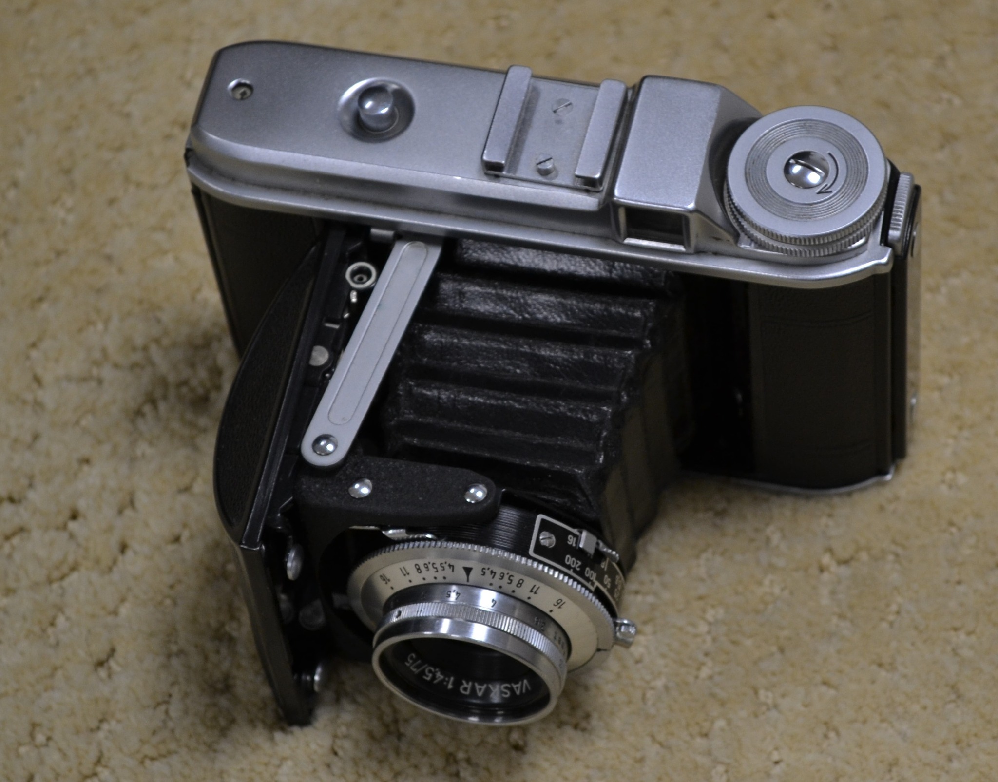 Voigtlander Perkeo I medium format cameras for travel