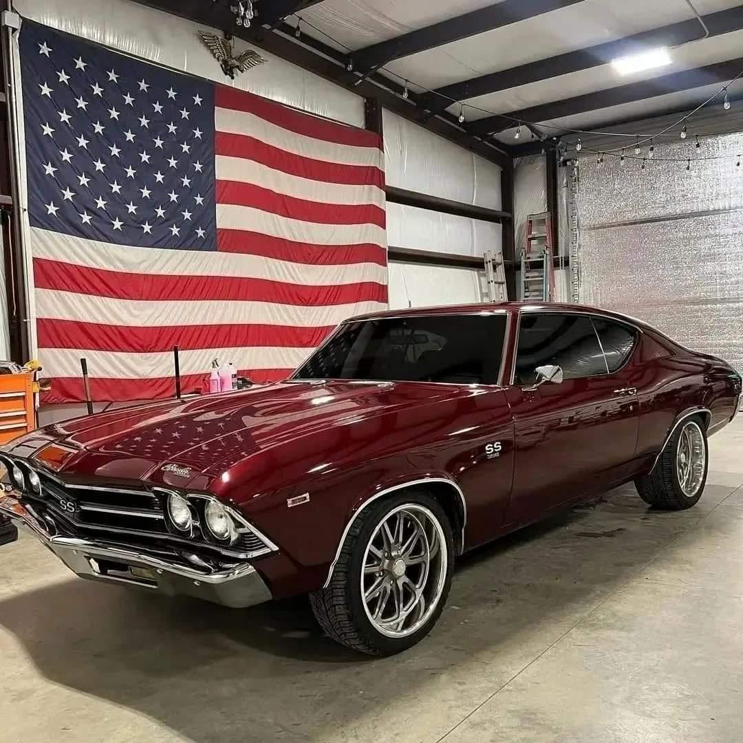 You can only keep one luxury... - American Muscle Car | Facebook