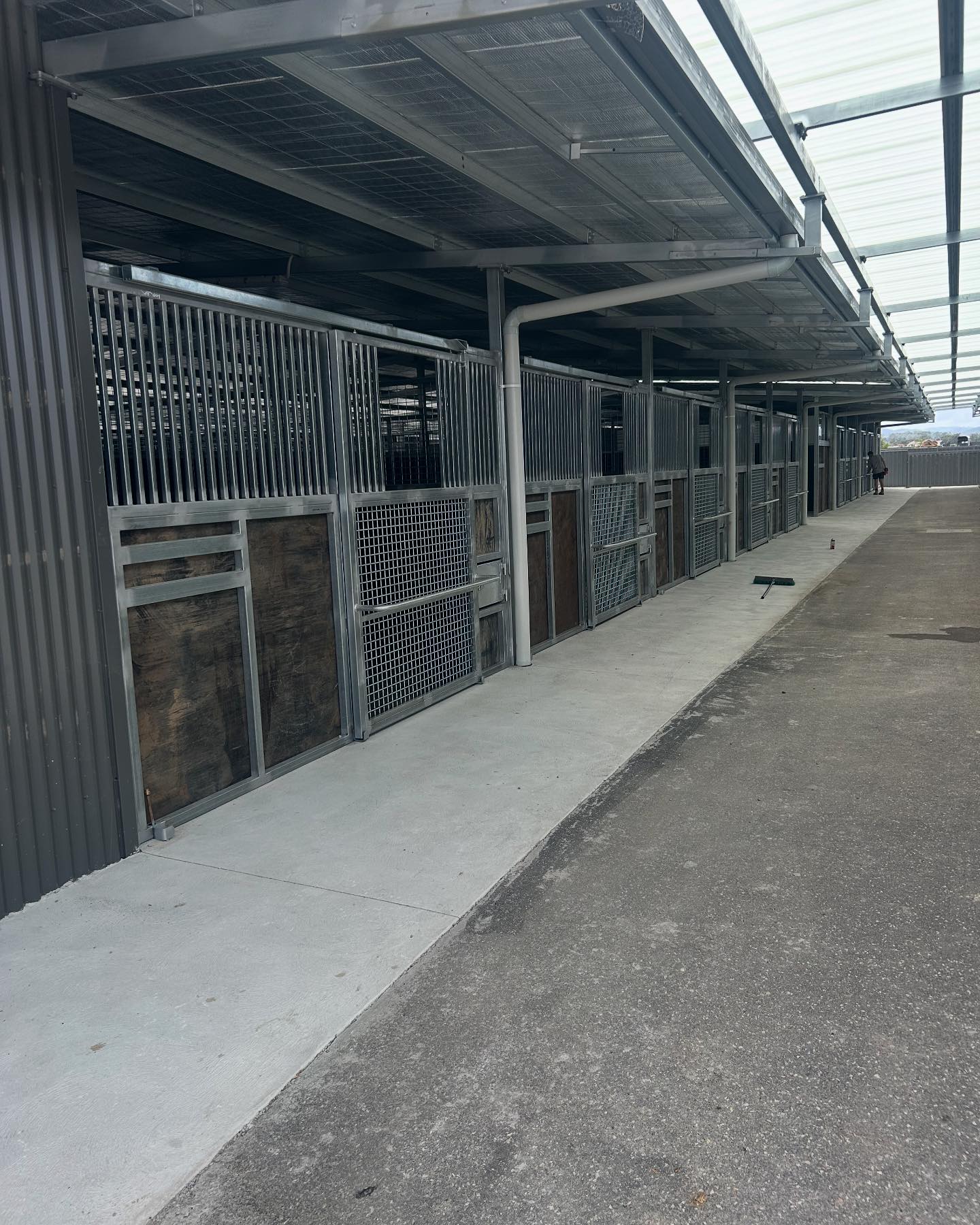 Stables Plus | Pakenham VIC