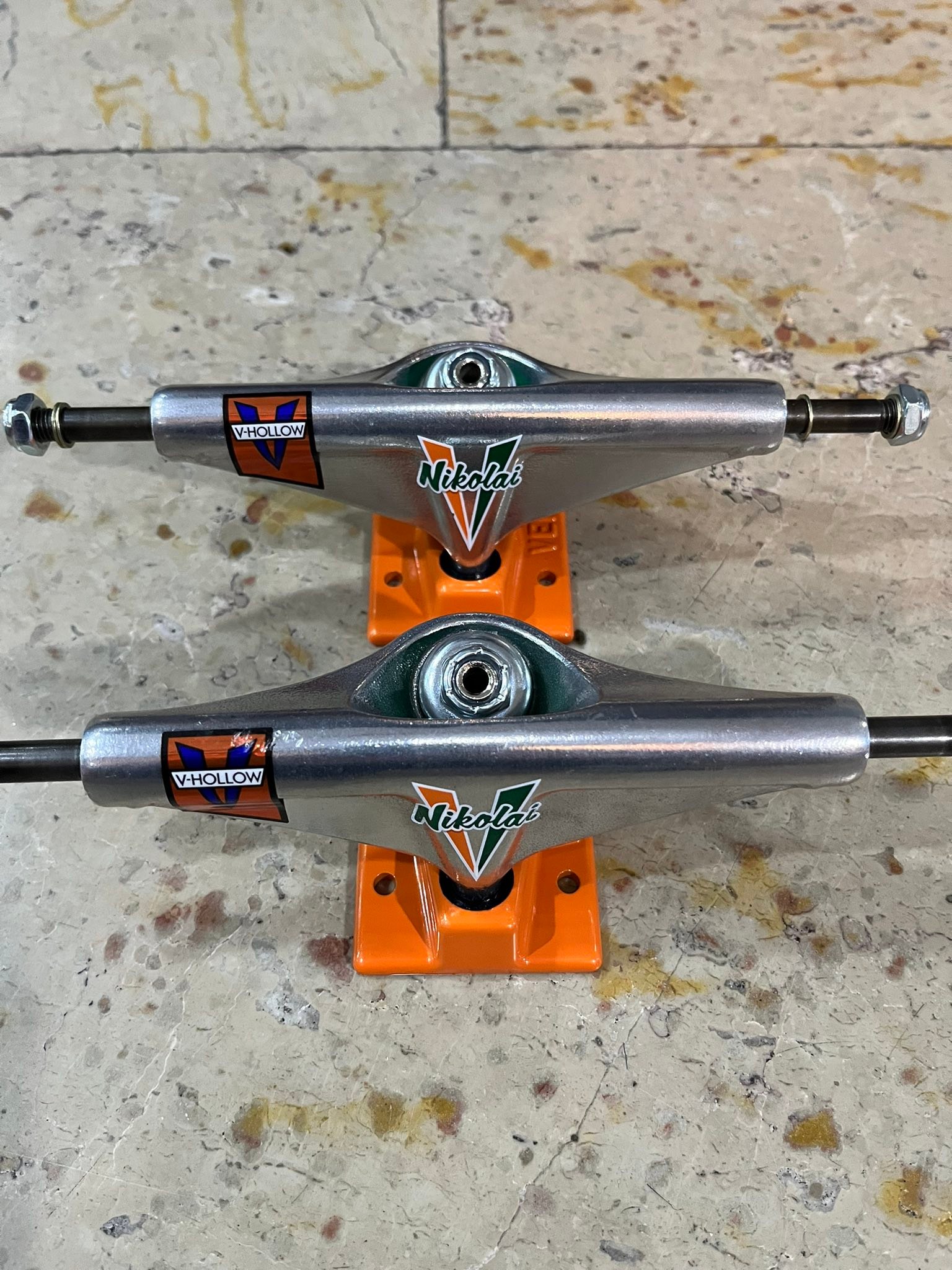 Thunder Trucks 147/ 148/ 149 Venture Trucks 5.6 Spitfire Wheels 54