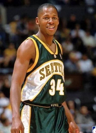 Happy 51st Birthday to Ray Allen! Born on July 20, 1975, the NBA