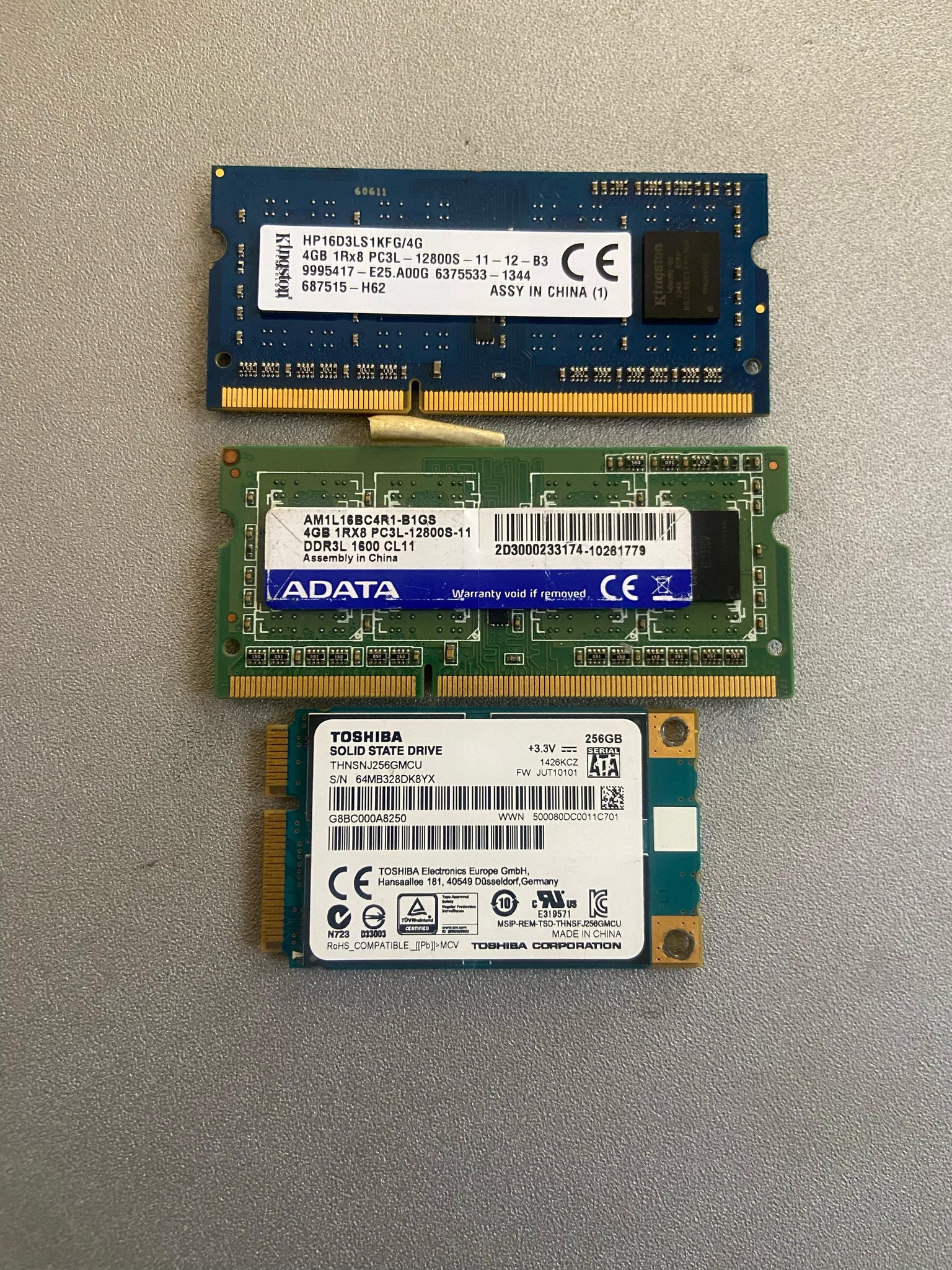 Lot De 2 Barrettes RAM DDR3 Kingston FURY Beast - 12 Go Total (PC3-10600S) - Occasion Fonctionnelle